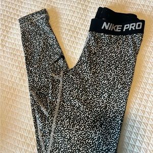 Nike Pro Leggings